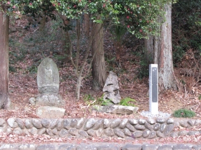 古池の庚申塔