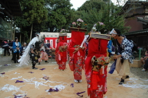 (写真)八幡神社の獅子舞03